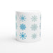 Tasse mit verschiedenen Schneeflocken - blau/grün