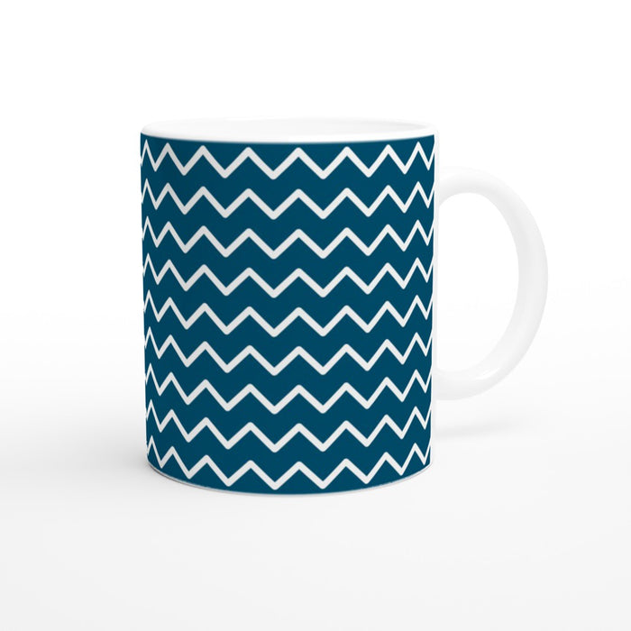 Tasse mit Zickzackmuster - ozeanblau/weiß