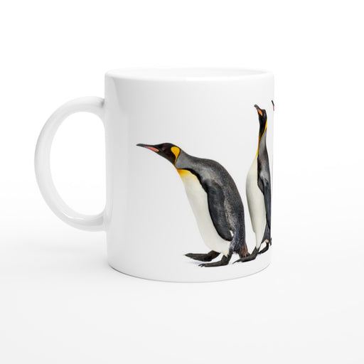 Tasse mit Pinguinen in einer Reihe