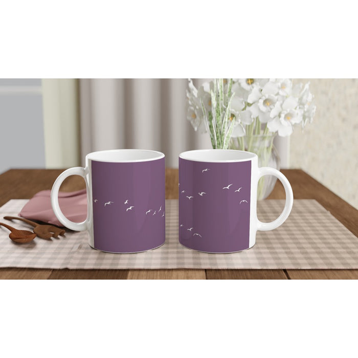 Tasse mit Vögeln - pflaume/weiß